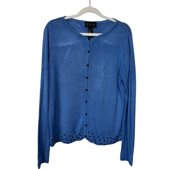 Silx Long Sleeve Silk Button Front Cardigan Light Blue Button Accent Hem Size L - Picture 1 of 8